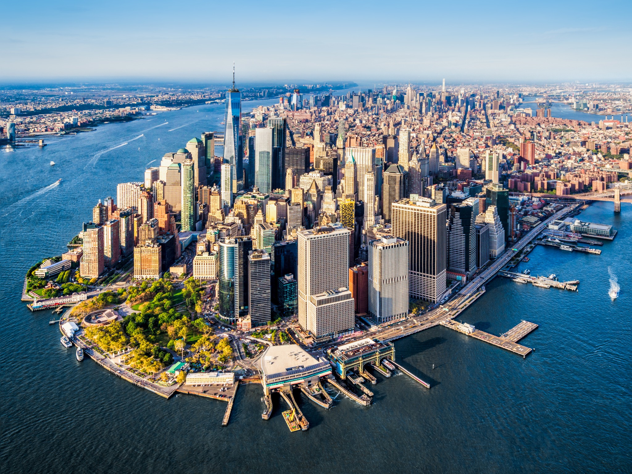 Aerial view of Lower Manhattan and the New York City skyline